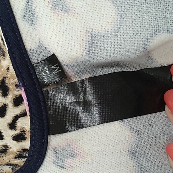 Trixxi Purple Floral Dress. Size Medium - Picture 10 of 11